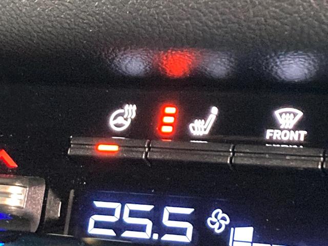 トライトン GSR 純正9インチナビ 全周囲カメラ レーダークルーズ 禁煙車 ETC レザーシート パワーシート シートヒーター コーナーセンサー スマートキー LEDヘッド ルーフレール ETC オートハイビーム(7枚目)