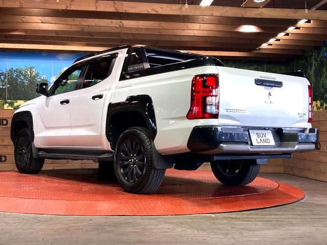 トライトン GSR 純正9インチナビ 全周囲カメラ レーダークルーズ 禁煙車 ETC レザーシート パワーシート シートヒーター コーナーセンサー スマートキー LEDヘッド ルーフレール ETC オートハイビーム(27枚目)