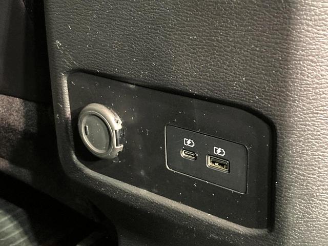 トライトン GSR 純正9インチナビ 全周囲カメラ レーダークルーズ 禁煙車 ETC レザーシート パワーシート シートヒーター コーナーセンサー スマートキー LEDヘッド ルーフレール ETC オートハイビーム(31枚目)