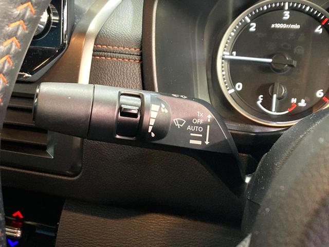 トライトン GSR 純正9インチナビ 全周囲カメラ レーダークルーズ 禁煙車 ETC レザーシート パワーシート シートヒーター コーナーセンサー スマートキー LEDヘッド ルーフレール ETC オートハイビーム(37枚目)