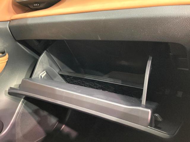 クラウンスポーツ Z サンルーフ 12.3インチ純正ディスプレイオーディオ 全周囲カメラ 衝突被害軽減システム レーダークルーズ 禁煙車 電動リアゲート レザーシート 前席シートベンチレーション ドラレコ コーナーセンサー(50枚目)