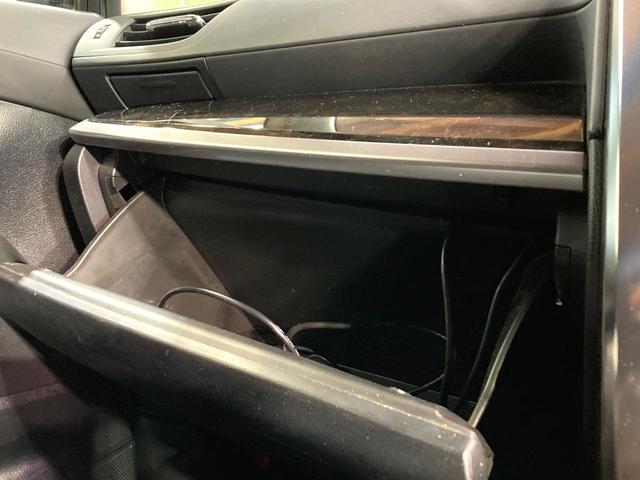 ヴェルファイア 2.5Z サンルーフ 後席モニター BIG-X9インチナビ バックカメラ 禁煙車 コーナーセンサー スマートキー HIDヘッド ビルトインETC オートライト デュアルエアコン 純正18インチアルミ(49枚目)