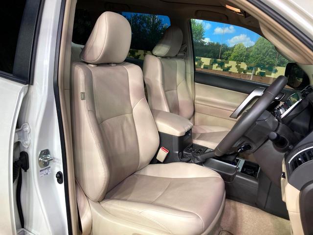 ランドクルーザープラド TX Lパッケージ マットブラックエディション サンルーフ 7人乗り 9型ディスプレイオーディオ パノラミックビューモニター レーダークルーズコントロール ETC Bluetooth再生 シートベンチレーション パワーシート LEDヘッドライト(8枚目)