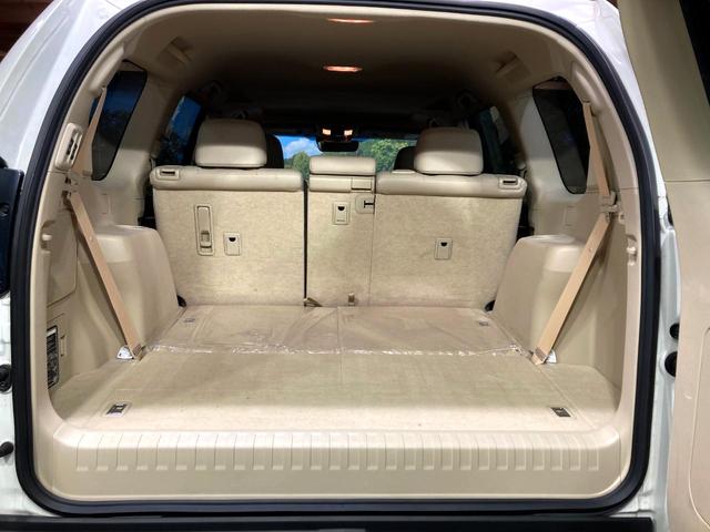 ランドクルーザープラド TX Lパッケージ マットブラックエディション サンルーフ 7人乗り 9型ディスプレイオーディオ パノラミックビューモニター レーダークルーズコントロール ETC Bluetooth再生 シートベンチレーション パワーシート LEDヘッドライト(11枚目)