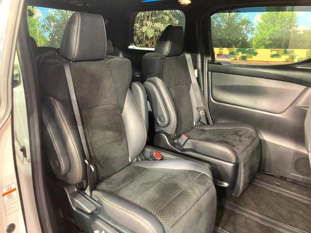 アルファード 2.5S タイプゴールドII サンルーフ 9インチディスプレイオーディオ 12.1型フリップダウンモニター バックカメラ レーダークルーズコントロール 純正革巻きステアリング 18インチアルミホイール フルセグTV ETC(9枚目)