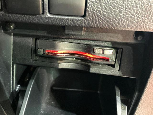 アルファード 2.5S タイプゴールドII サンルーフ 9インチディスプレイオーディオ 12.1型フリップダウンモニター バックカメラ レーダークルーズコントロール 純正革巻きステアリング 18インチアルミホイール フルセグTV ETC(27枚目)