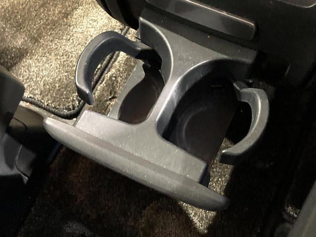 オデッセイ アブソルート・EX 純正ナビ 禁煙車 マルチビューカメラシステム 後席モニター クルーズコントロール リアオートエアコン スマートキー HIDヘッドライト ハーフレザーシート ビルドインETC(47枚目)