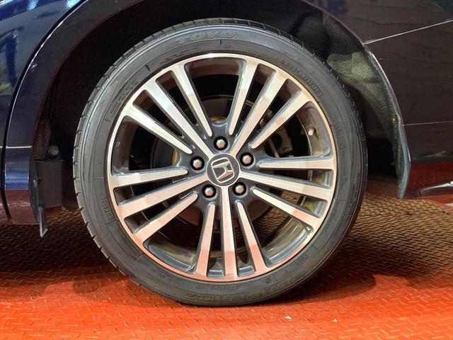 オデッセイ アブソルート・EX 純正ナビ 禁煙車 マルチビューカメラシステム 後席モニター クルーズコントロール リアオートエアコン スマートキー HIDヘッドライト ハーフレザーシート ビルドインETC(62枚目)