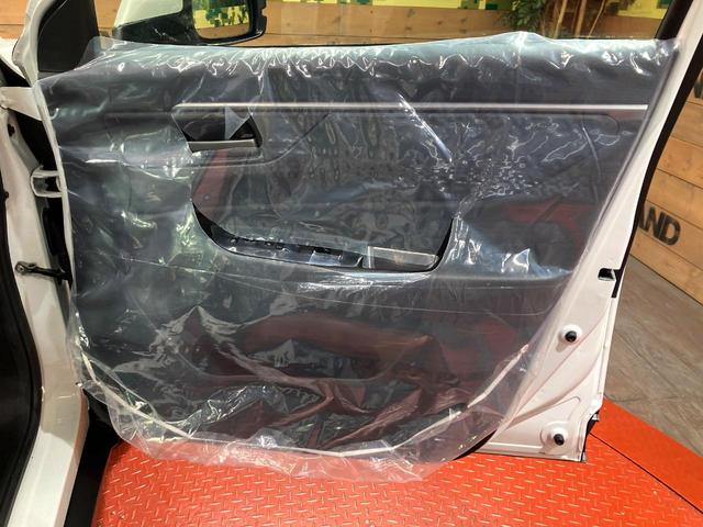 WR-V X 登録済未使用車 純正SDナビ バックカメラ 衝突被害軽減システム レーダークルーズ コーナーセンサー スマートキー LEDヘッド オートハイビーム 車線逸脱警報 オートライト オートエアコン(34枚目)