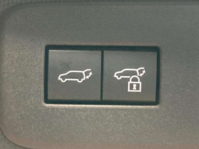 ランドクルーザー250 ZX 7人乗り サンルーフ 全周囲カメラ 衝突被害軽減システム レーダークルーズ 禁煙車 レザーシート 前席シートエアコン コーナーセンサー スマートキー LEDヘッド ルーフレール ETC2.0(7枚目)