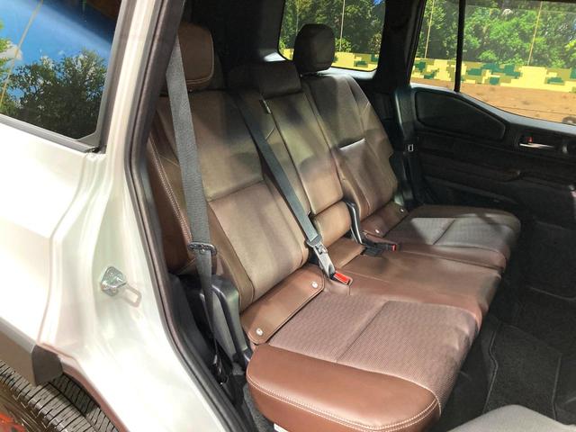 ランドクルーザー250 ZX 7人乗り サンルーフ 全周囲カメラ 衝突被害軽減システム レーダークルーズ 禁煙車 レザーシート 前席シートエアコン コーナーセンサー スマートキー LEDヘッド ルーフレール ETC2.0(9枚目)