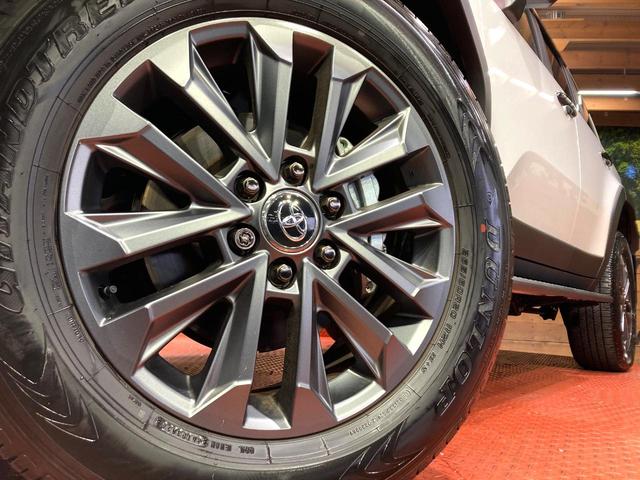 ランドクルーザー250 ZX 7人乗り サンルーフ 全周囲カメラ 衝突被害軽減システム レーダークルーズ 禁煙車 レザーシート 前席シートエアコン コーナーセンサー スマートキー LEDヘッド ルーフレール ETC2.0(12枚目)