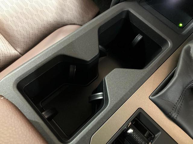 ランドクルーザー250 ZX 7人乗り サンルーフ 全周囲カメラ 衝突被害軽減システム レーダークルーズ 禁煙車 レザーシート 前席シートエアコン コーナーセンサー スマートキー LEDヘッド ルーフレール ETC2.0(66枚目)