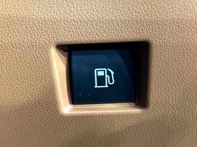 ヴェルファイアハイブリッド Z プレミア サンルーフ フリップダウンモニター 両側電動スライドドア 14型ディスプレイオーディオ 全周囲カメラ 本革シート レーダークルーズコントロール ETC Bluetooth再生 AC100V電源(40枚目)