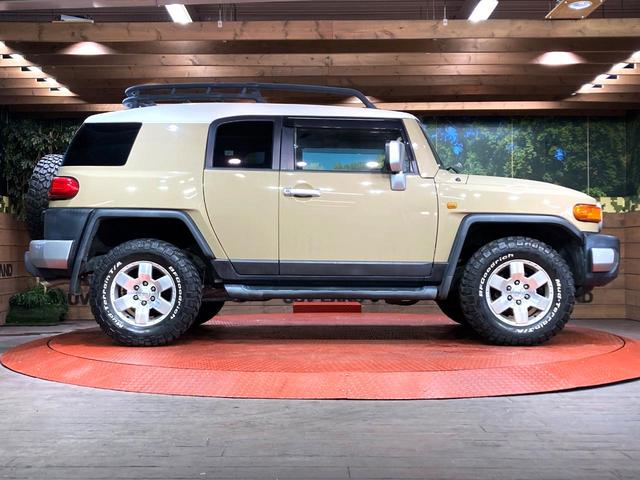 FJクルーザー ベースグレード SDナビ バックカメラ 禁煙車 ドラレコ コーナーセンサー ETC 純正17インチアルミ Bluetooth CD DVD再生 地デジ トランスファー キーレス 2トーンカラー オートライト(25枚目)