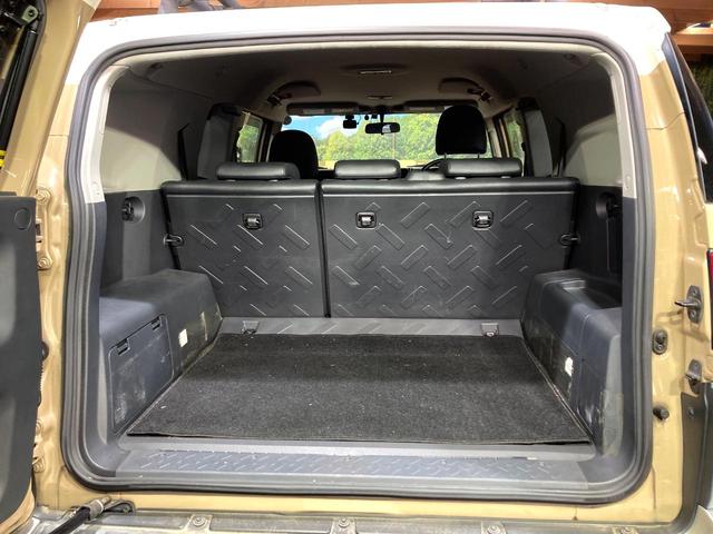 FJクルーザー ベースグレード SDナビ バックカメラ 禁煙車 ドラレコ コーナーセンサー ETC 純正17インチアルミ Bluetooth CD DVD再生 地デジ トランスファー キーレス 2トーンカラー オートライト(31枚目)