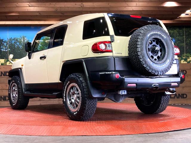 FJクルーザー ファイナルエディション SDナビ デジタルインナーミラー 禁煙車 ドラレコ コーナーセンサー LEDヘッド ETC クルーズコントロール 17インチアルミホイール Bluetooth CD DVD再生 フルセグ(26枚目)