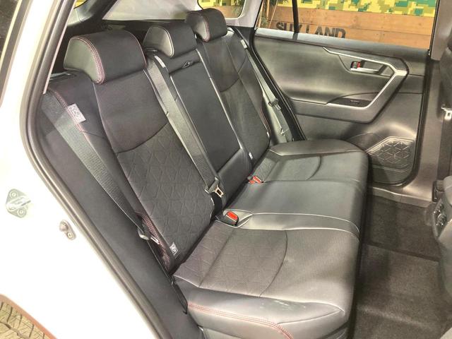 RAV4 ハイブリッドアドベンチャー オフロードパッケージII 登録済未使用車 純正10型ディスプレイオーディオ バックカメラ 衝突被害軽減システム レーダークルーズ レザー調シート 前席シートエアコン パワーシート コーナーセンサー LEDヘッド ルーフレール(9枚目)