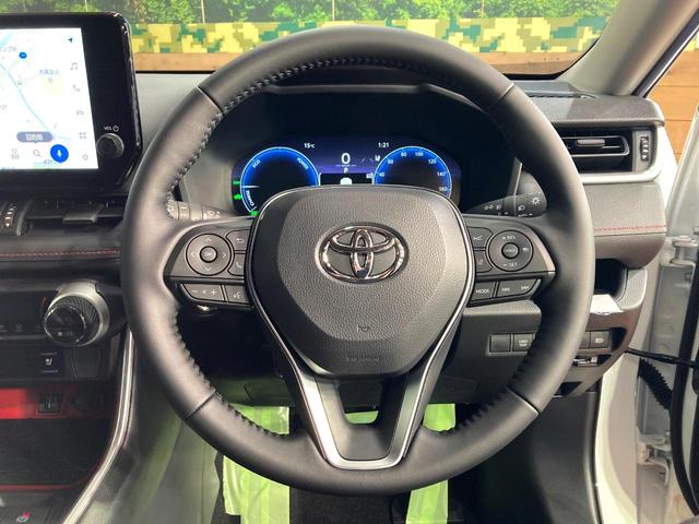 RAV4 ハイブリッドアドベンチャー オフロードパッケージII 登録済未使用車 純正10型ディスプレイオーディオ バックカメラ 衝突被害軽減システム レーダークルーズ レザー調シート 前席シートエアコン パワーシート コーナーセンサー LEDヘッド ルーフレール(11枚目)