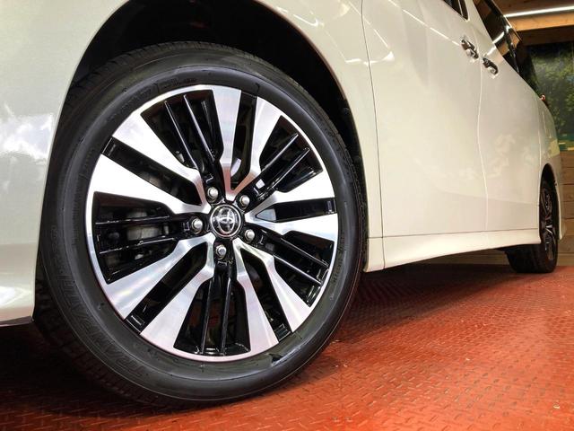 アルファード ２．５Ｓ　Ｃパッケージ　サンルーフ　両側電動ドア　純正ディスプレイオーディオ　バックカメラ　衝突被害軽減システム　１００Ｖ電源　レーダークルーズ　禁煙車　電動リアゲート　レザー調シート　前席シートエアコン　前後席パワーシート（14枚目）