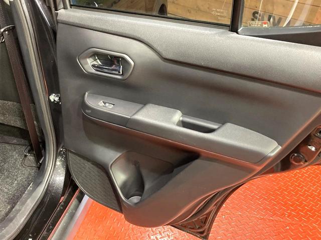 ライズ X SDナビ バックカメラ 衝突被害軽減システム 禁煙車 コーナーセンサー スマートキー LEDヘッド ETC オートライト Bluetooth CD DVD再生(33枚目)