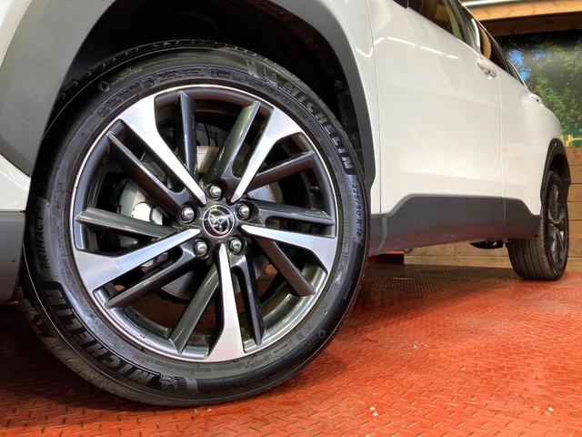 カローラクロス ハイブリッド Z ガラスルーフ 純正10型ディスプレイオーディオ 全周囲カメラ 衝突被害軽減システム レーダークルーズ 禁煙車 電動リアゲート ハーフレザーシート パワーシート ドラレコ LEDヘッド ルーフレール(13枚目)