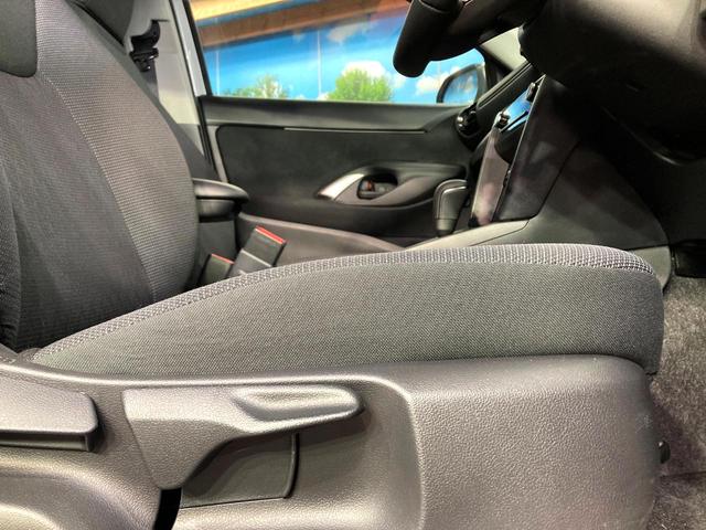 ヤリスクロス G 純正8型ディスプレイオーディオ バックカメラ レーダークルーズ ドラレコ コーナーセンサー スマートキー LEDヘッド ETC2.0 オートハイビーム 車線逸脱警報 オートライト デュアルエアコン(36枚目)