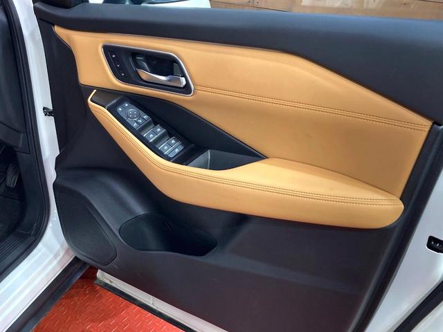 エクストレイル Ｇ　ｅ－４ＯＲＣＥ　４ＷＤ　ＳＤナビ　全周囲カメラ　衝突被害軽減システム　レーダークルーズ　禁煙車　電動リアゲート　レザーシート　ドラレコ　コーナーセンサー　ＬＥＤヘッド　ビルトインＥＴＣ　オートハイビーム（36枚目）