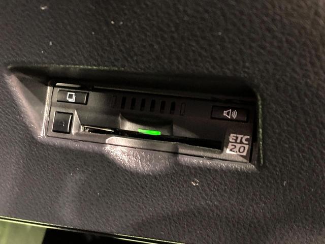 Ｃ－ＨＲ Ｇ　純正８型ナビ　バックカメラ　シートヒーター　レーダークルーズコントロール　ＥＴＣ　ＬＥＤヘッド　純正１８インチアルミホイール　オートハイビーム　Ｂｌｕｅｔｏｏｔｈ　スマートキー（7枚目）