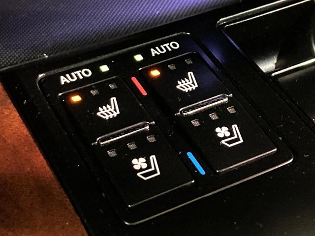 【シートベンチレーション】夏場は涼しい風でお尻や背中の熱やムレを防ぎ、冬はエアコンよりも早く温まってポカポカに！季節を問わず快適に過ごせます。