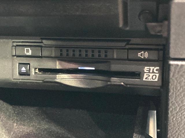 【ＥＴＣ】高速道路の料金所をストレスなく通過！話題のスポットやサービスエリアに多い「スマートＩＣ」利用時は必須のアイテムです。当店でセットアップを実施、ご納車当日からすぐにご利用いただけます！