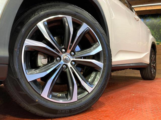 【純正２０インチアルミホイール】外観にマッチした純正アルミホイールを装着しております。各種社外アルミホイールや、スタッドレスタイヤも取扱いしております。是非ご相談ください♪