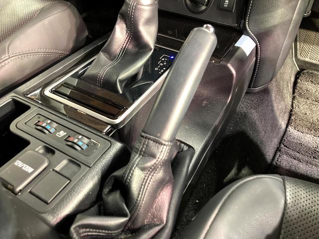 ランドクルーザープラド ＴＸ　Ｌパッケージ・ブラックエディション　ＳＤナビ　バックカメラ　衝突被害軽減システム　レーダークルーズ　禁煙車　レザーシート　前席シートエアコン　ドラレコ　コーナーセンサー　スマートキー　ＬＥＤヘッド　ルーフレール（47枚目）