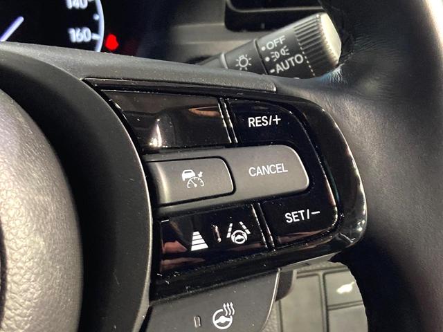 ヴェゼル ｅ：ＨＥＶ　Ｚ　９インチホンダコネクトディスプレイ　マルチビューカメラシステム　禁煙車　ホンダセンシング　レーダークルーズ　シートヒーター　パワーバックドア　ワイヤレス充電　電子パーキング　ＥＴＣ　ＬＥＤヘッドライト（6枚目）