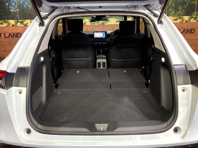 ヴェゼル ｅ：ＨＥＶ　Ｚ　９インチホンダコネクトディスプレイ　マルチビューカメラシステム　禁煙車　ホンダセンシング　レーダークルーズ　シートヒーター　パワーバックドア　ワイヤレス充電　電子パーキング　ＥＴＣ　ＬＥＤヘッドライト（10枚目）