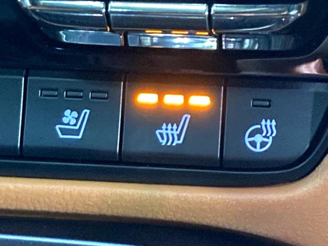 CX-60 XD-ハイブリッド プレミアムスポーツ 4WD サンルーフ 純正12.3ナビ 全周囲カメラ BOSEサウンド 衝突被害軽減システム レーダークルーズ 禁煙車 電動リアゲート レザーシート 全席シートヒーター 前席シートエアコン ドラレコ(6枚目)