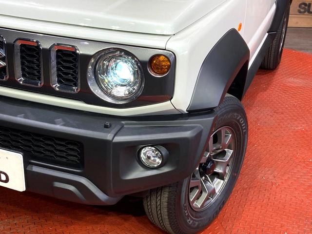 ジムニーノマド FC 登録済未使用車 衝突被害軽減システム レーダークルーズ スマートキー LEDヘッド 純正15インチアルミ オートハイビーム 車線逸脱警報 オートライト オートエアコン(12枚目)