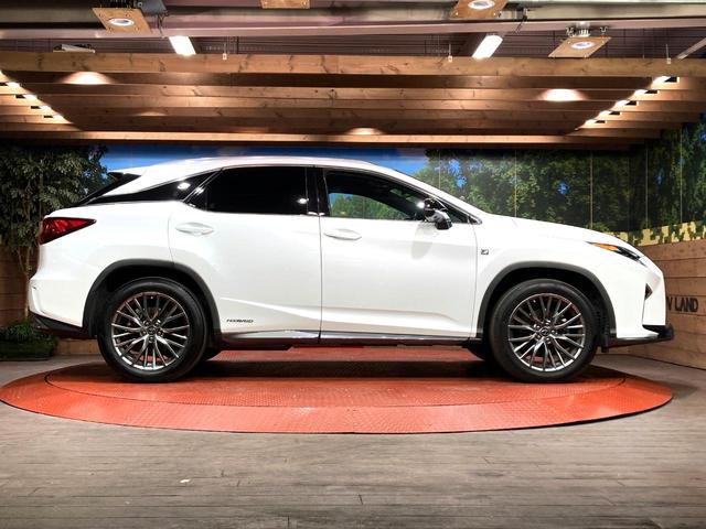 RX RX450h Fスポーツ 4WD ガラスルーフ 全周囲カメラ マークレビンソンサウンド 100V電源 衝突被害軽減システム レーダークルーズ 禁煙車 電動リアゲート レザーシート 全席シートヒーター 前席シートエアコン(25枚目)