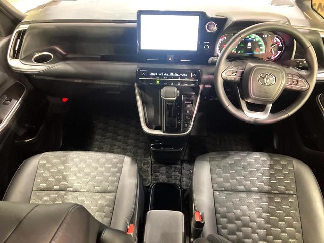 ヴォクシー S-Z 純正10.5型ディスプレイオーディオ 7人乗り 禁煙車 両側電動スライドドア シートヒーター バックカメラ トヨタセーフティーセンス レーダークルーズ ビルドインETC LEDヘッドライト(2枚目)
