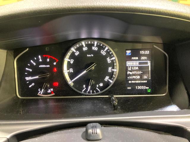 ハイエースバン スーパーＧＬ　ダークプライムＩＩ　ディーゼル　禁煙車　純正ナビ　パノラミックビューモニター　デジタルインナーミラー　衝突警報装置　ＬＥＤヘッド　ビルドインＥＴＣ　オートライト　スマートキー　ステアリングリモコン（36枚目）