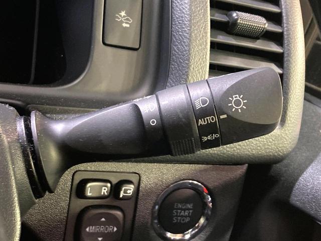 ハイエースバン スーパーＧＬ　ダークプライムＩＩ　ディーゼル　禁煙車　純正ナビ　パノラミックビューモニター　デジタルインナーミラー　衝突警報装置　ＬＥＤヘッド　ビルドインＥＴＣ　オートライト　スマートキー　ステアリングリモコン（39枚目）