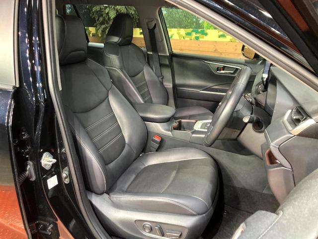 ＲＡＶ４ ハイブリッドＧ　１０．５インチディスプレイオーディオ　パノラミックビューモニター　デジタルインナーミラー　レーダークルーズコントロール　プリクラッシュセーフティ　電動リアゲート　クリアランスソナー　ＥＴＣ（9枚目）