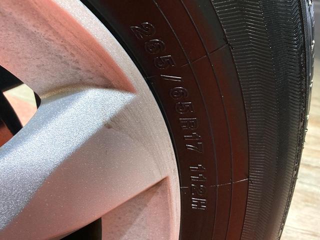 パジェロ ロング エクシード ディーゼル 7人乗り 後席モニター バックカメラ 禁煙車 ドラレコ HIDヘッド ETC クルコン 純正17インチアルミ オートライト オートエアコン Bluetooth CD(23枚目)