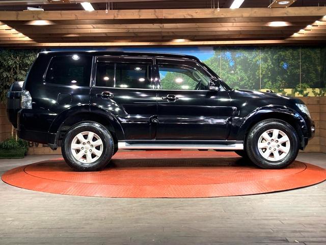 パジェロ ロング エクシード ディーゼル 7人乗り 後席モニター バックカメラ 禁煙車 ドラレコ HIDヘッド ETC クルコン 純正17インチアルミ オートライト オートエアコン Bluetooth CD(28枚目)