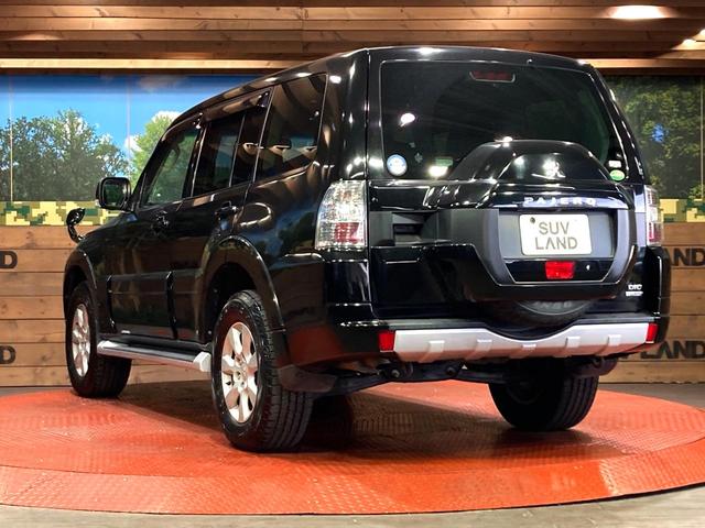 パジェロ ロング エクシード ディーゼル 7人乗り 後席モニター バックカメラ 禁煙車 ドラレコ HIDヘッド ETC クルコン 純正17インチアルミ オートライト オートエアコン Bluetooth CD(29枚目)