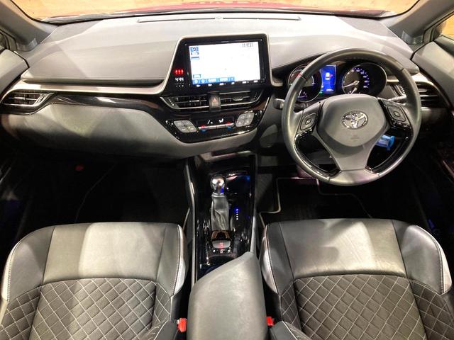 Ｃ－ＨＲ Ｇ　モード　ネロ　純正９型ＳＤナビ　バックカメラ　衝突軽減装置　レーダークルーズコントロール　シートヒーター　オートエアコン　ドラレコ　スマートキー　ＬＥＤヘッドライト　車線逸脱警報　先行車発進告知機能（2枚目）