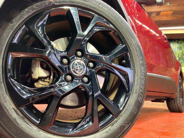 Ｃ－ＨＲ Ｇ　モード　ネロ　純正９型ＳＤナビ　バックカメラ　衝突軽減装置　レーダークルーズコントロール　シートヒーター　オートエアコン　ドラレコ　スマートキー　ＬＥＤヘッドライト　車線逸脱警報　先行車発進告知機能（13枚目）