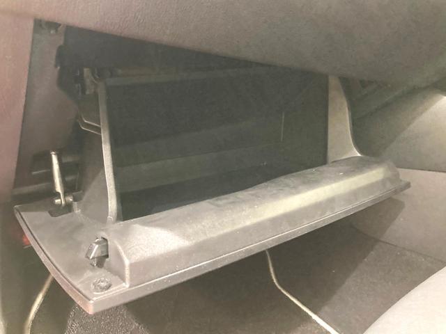 Ｃ－ＨＲ Ｇ　モード　ネロ　純正９型ＳＤナビ　バックカメラ　衝突軽減装置　レーダークルーズコントロール　シートヒーター　オートエアコン　ドラレコ　スマートキー　ＬＥＤヘッドライト　車線逸脱警報　先行車発進告知機能（26枚目）