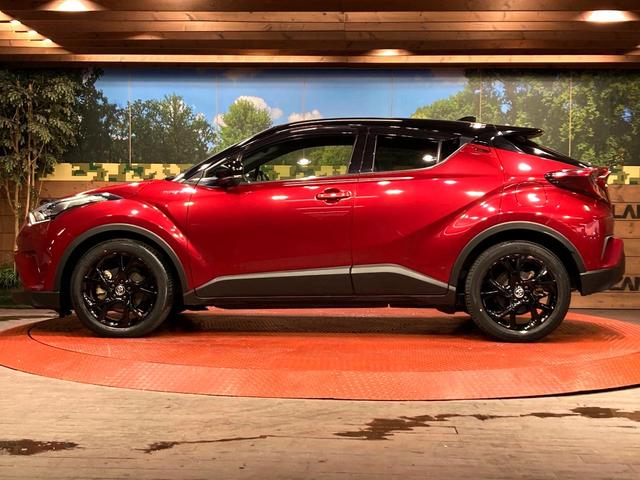 Ｃ－ＨＲ Ｇ　モード　ネロ　純正９型ＳＤナビ　バックカメラ　衝突軽減装置　レーダークルーズコントロール　シートヒーター　オートエアコン　ドラレコ　スマートキー　ＬＥＤヘッドライト　車線逸脱警報　先行車発進告知機能（30枚目）