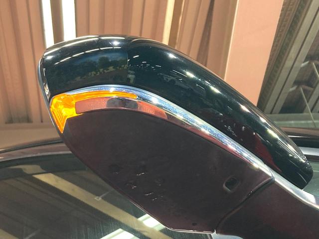 Ｃ－ＨＲ Ｇ　モード　ネロ　純正９型ＳＤナビ　バックカメラ　衝突軽減装置　レーダークルーズコントロール　シートヒーター　オートエアコン　ドラレコ　スマートキー　ＬＥＤヘッドライト　車線逸脱警報　先行車発進告知機能（32枚目）
